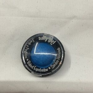 Baked Eyeshadow - Shimmery Beaming Blue